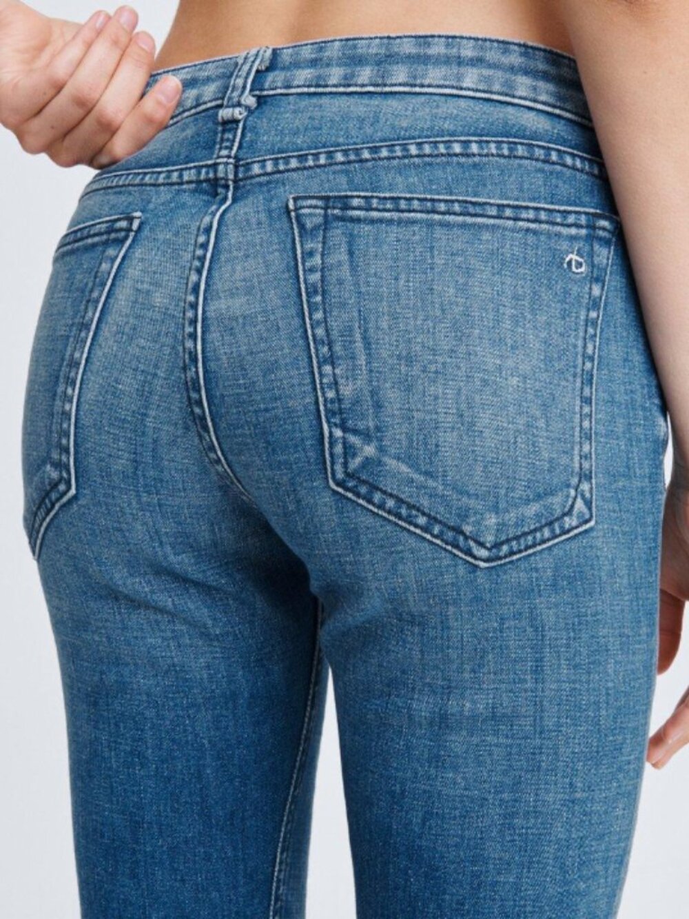 RAG & BONE I 'Dre' Low-Rise Sapphire Faded Blue Relaxed Slim Boyfriend Jeans, 28 - Picture 8 of 16